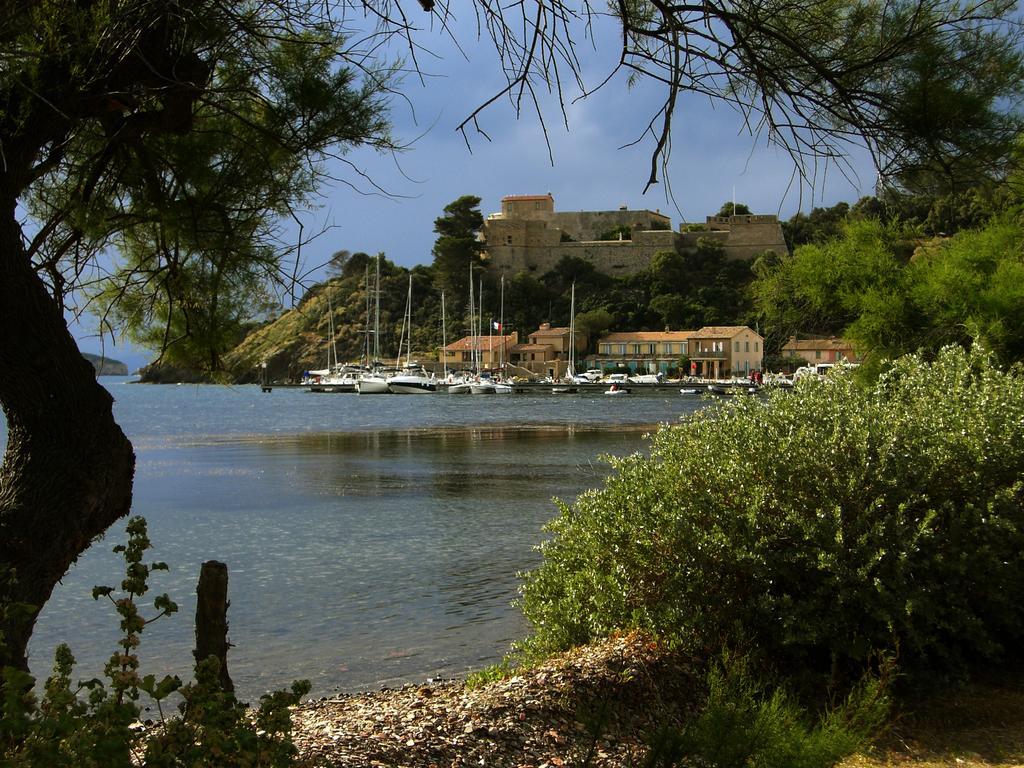 Hotel Ibis Golfe De Saint-Tropez Cogolin Exteriér fotografie